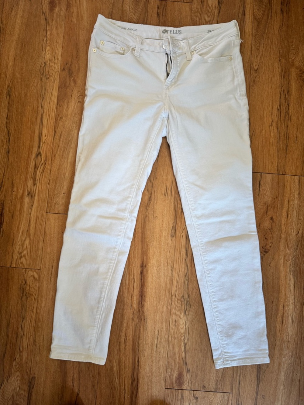 STYLUS Women's Cream Skinny Ankle Jeans